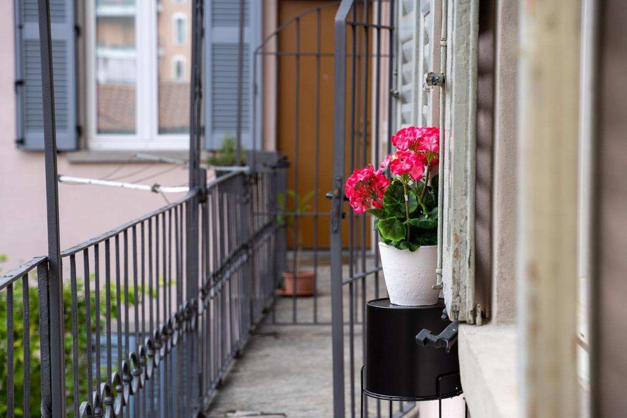Portatorre Suite, A Charming Apartment In The Heart Of Como, Free Private Parking, Air Conditioning & More! エクステリア 写真